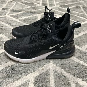 Nike Women’s Air Max 270